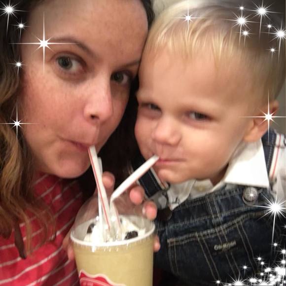 Meet your Posher, Hannah - Picture 1 of 1